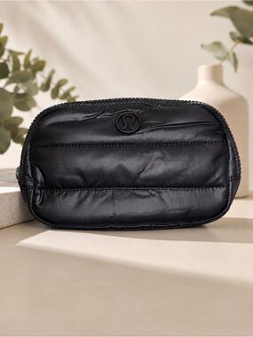Lululemon Everywhere Belt Bag Wunder Puff Black 1L NWT Quilted Crossbody